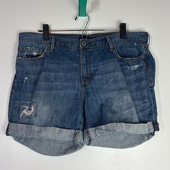 Levis denim boyfriend shorts size 14 - Picture 1 of 5